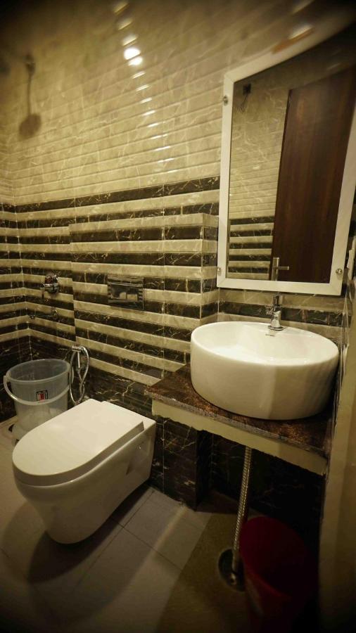 Hotel Soluxe Yamuna Nagar Экстерьер фото